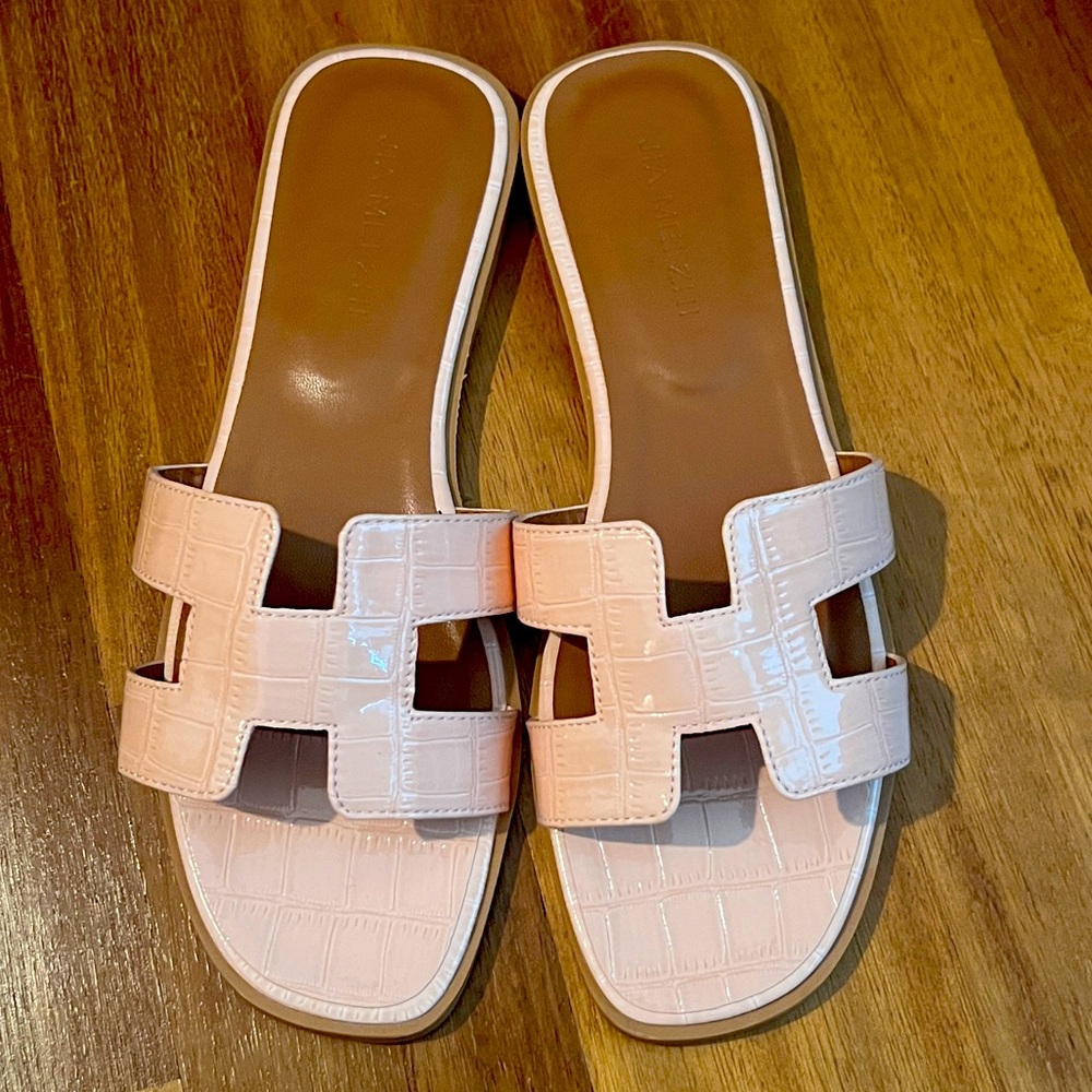 NWT Flat Oran Sandal H-Band Slide Pale Pastel Pink Faux Crocodile style
